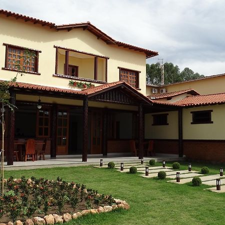 Hotel E Restaurante Sabor De Minas ซาลินาส ภายนอก รูปภาพ