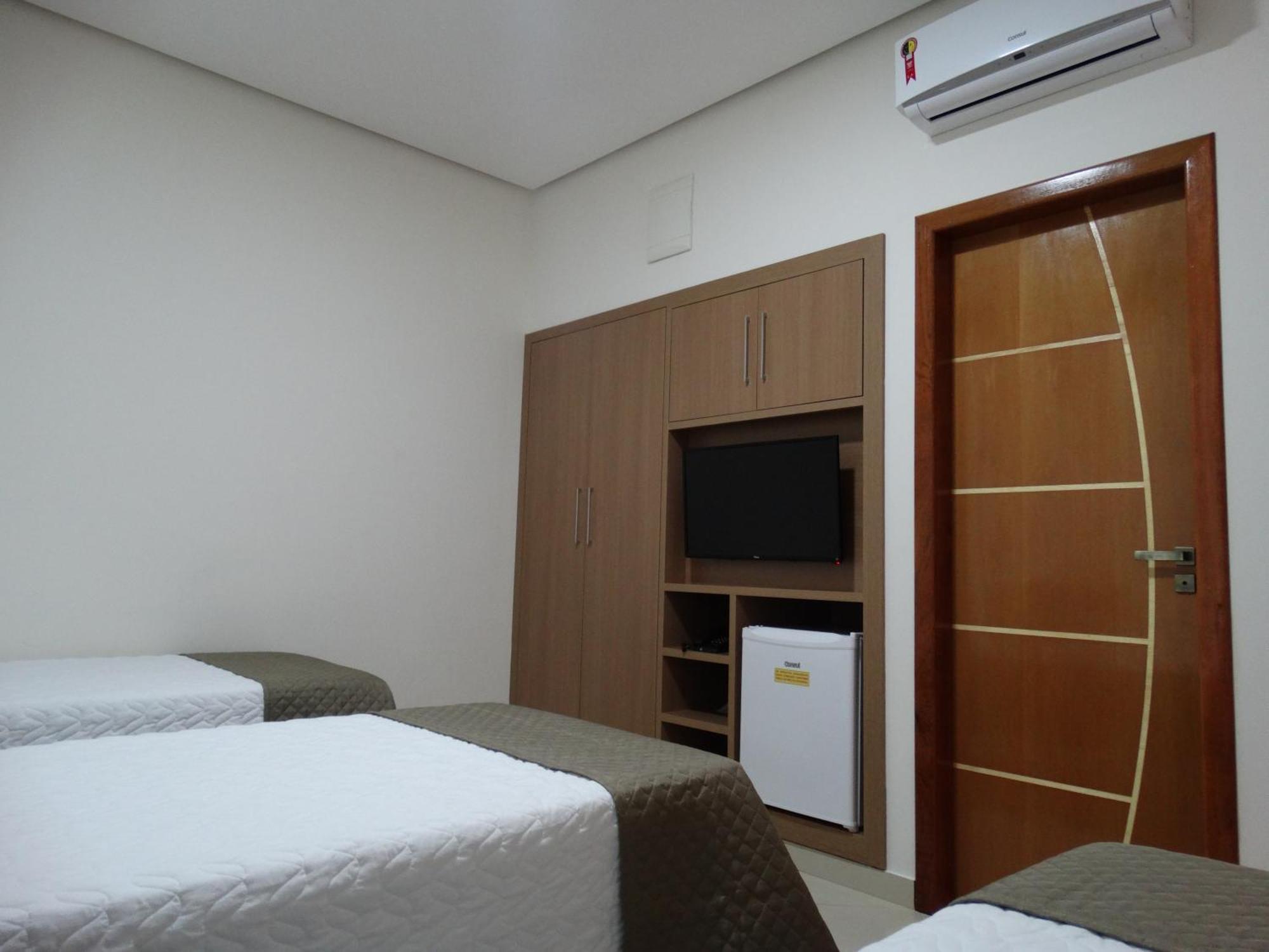 Hotel E Restaurante Sabor De Minas ซาลินาส ห้อง รูปภาพ