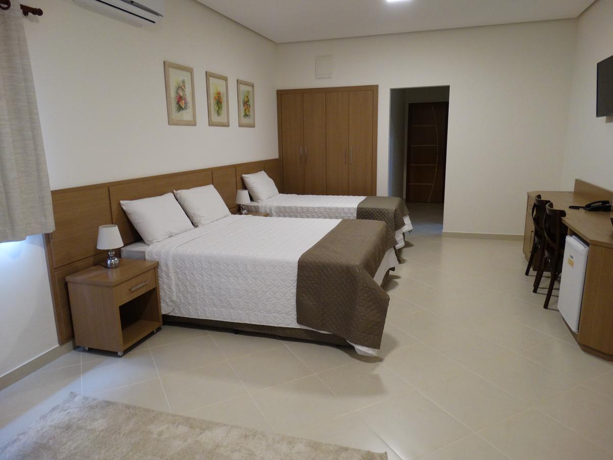 Hotel E Restaurante Sabor De Minas ซาลินาส ภายนอก รูปภาพ