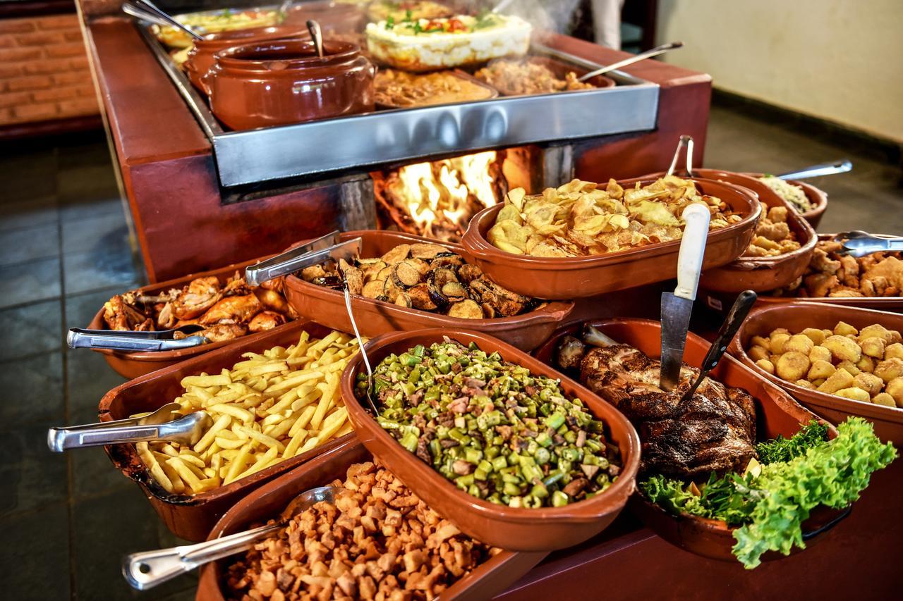 Hotel E Restaurante Sabor De Minas ซาลินาส ภายนอก รูปภาพ